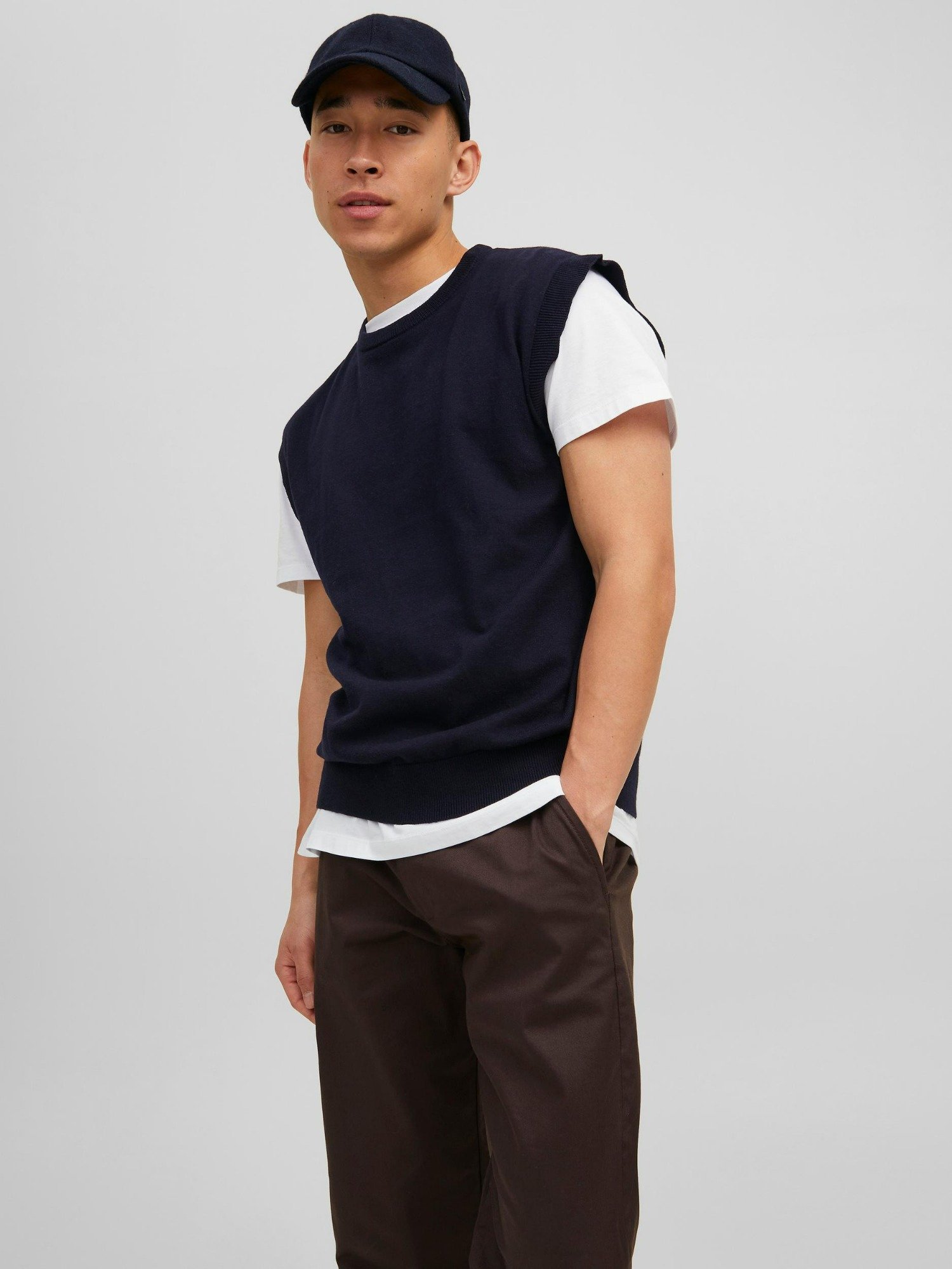 Jack & Jones Mens Vest Blalasse Light Knit Sleeveless Cotton Blend Jumper - Picture 10 of 12